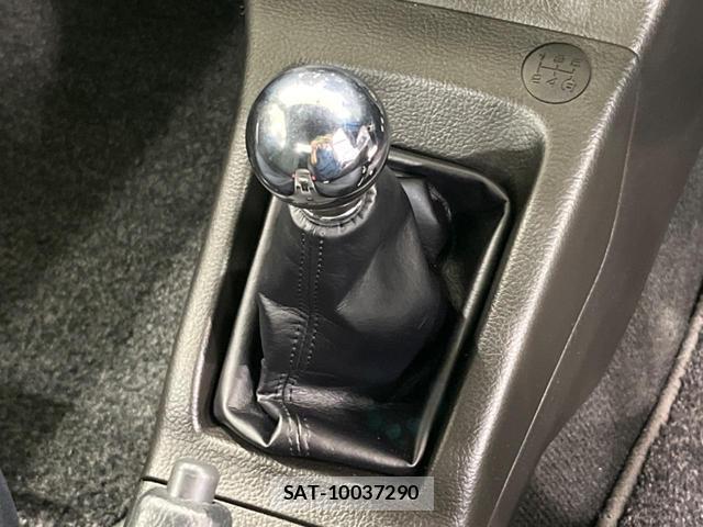 Daihatsu COPEN 2010-10 8219701-2