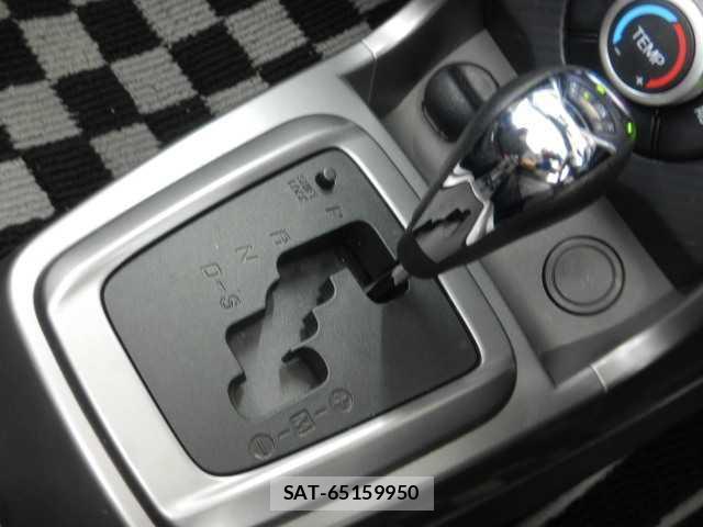 Daihatsu COPEN 2018-01 8223938-8