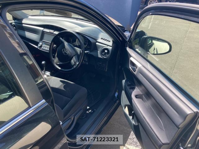 Toyota COROLLA AXIO 2016-04 8216192-11