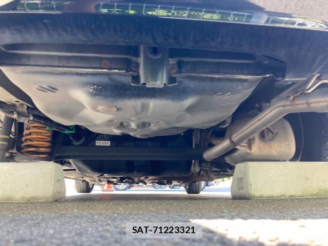 Toyota COROLLA AXIO 2016-04 8216192-5