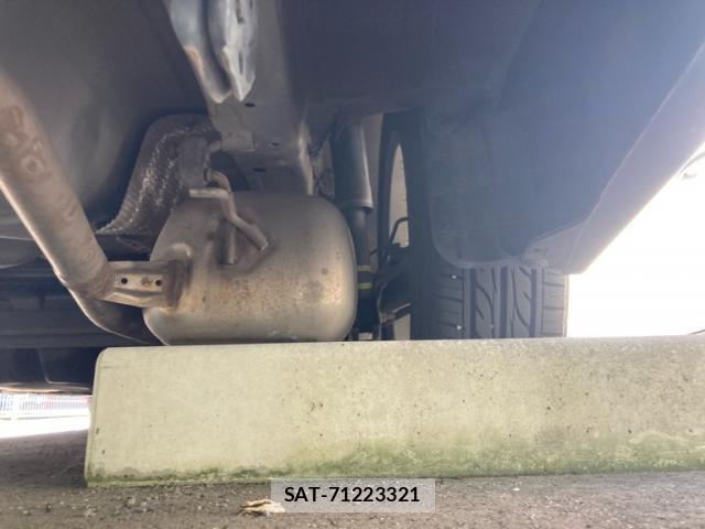 Toyota COROLLA AXIO 2016-04 8216192-6