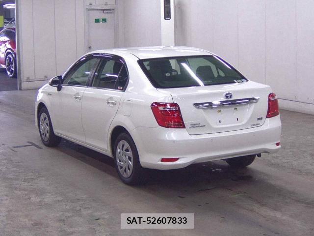 Toyota COROLLA AXIO 2017-12 8217021-3