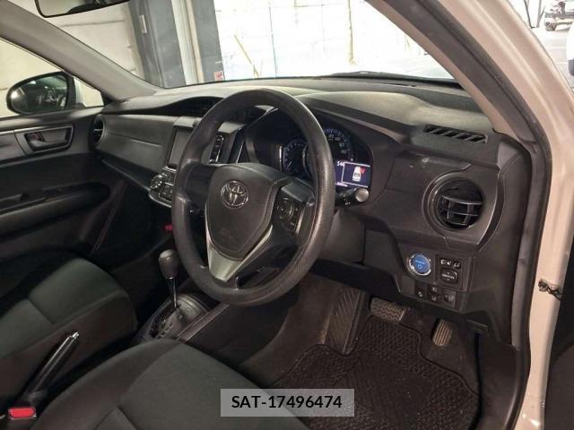 Toyota COROLLA AXIO 2021-08 8223129-5