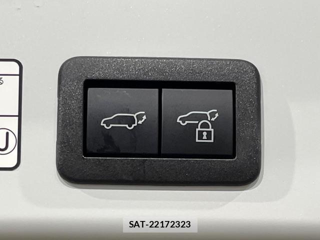 Toyota COROLLA CROSS 2024-03 8219114-3