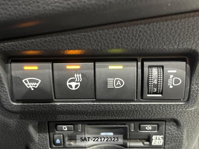 Toyota COROLLA CROSS 2024-03 8219114-5