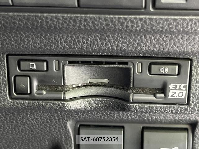 Toyota COROLLA CROSS 2024-01 8220214-5