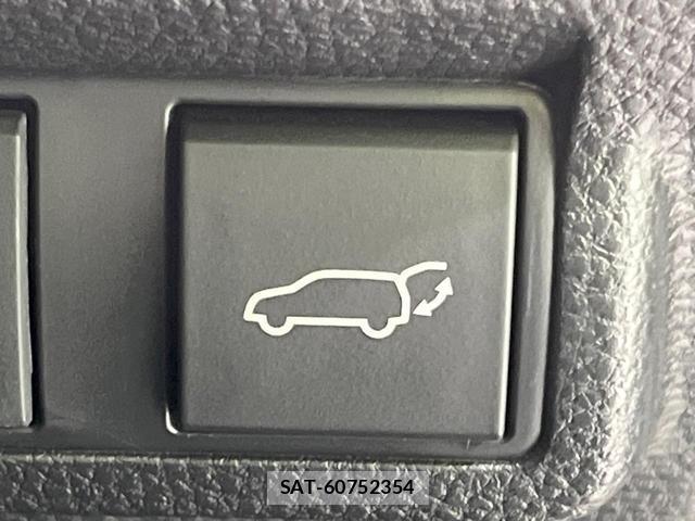 Toyota COROLLA CROSS 2024-01 8220214-6