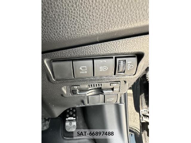 Toyota COROLLA CROSS 2022-03 8221704-8