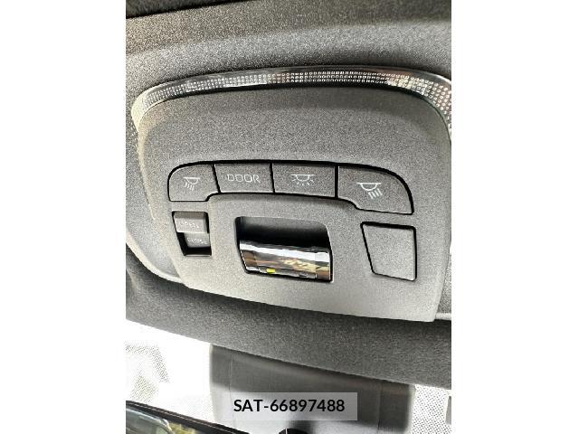 Toyota COROLLA CROSS 2022-03 8221704-9
