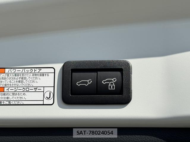 Toyota COROLLA CROSS 2025-09 8223315-8