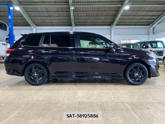 Toyota COROLLA FIELDER 2016-01 8217138-9