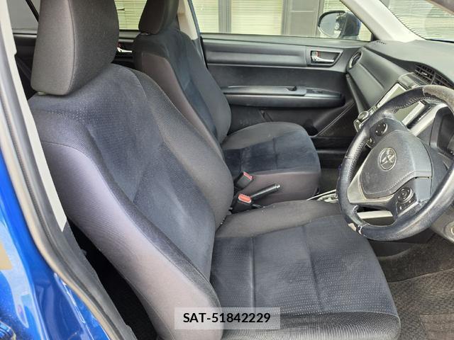 Toyota COROLLA FIELDER 2014-02 8222909-9