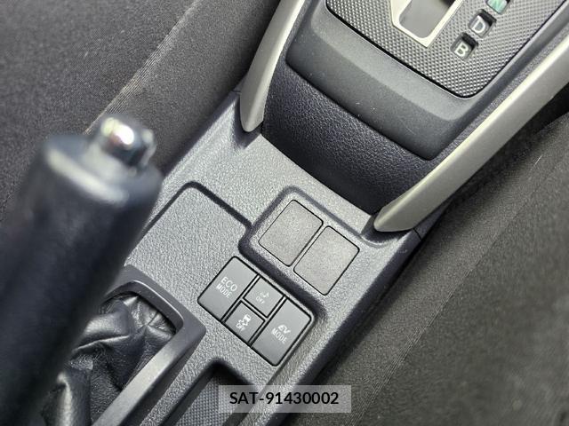 Toyota COROLLA FIELDER 2014-06 8222910-9