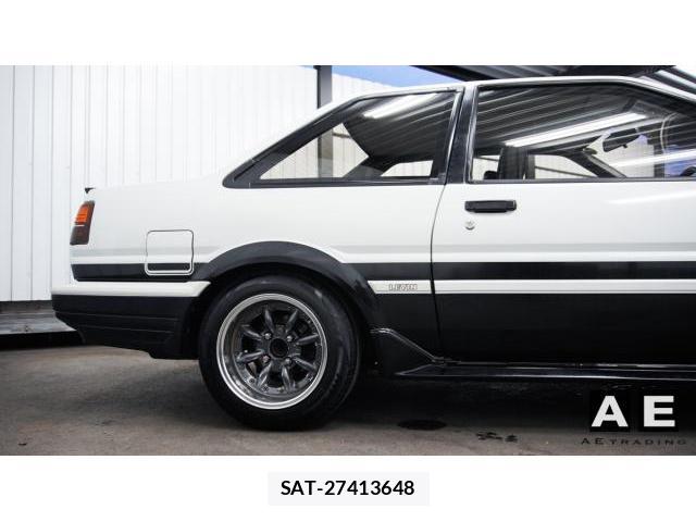 Toyota COROLLA LEVIN 1986-02 8221338-10