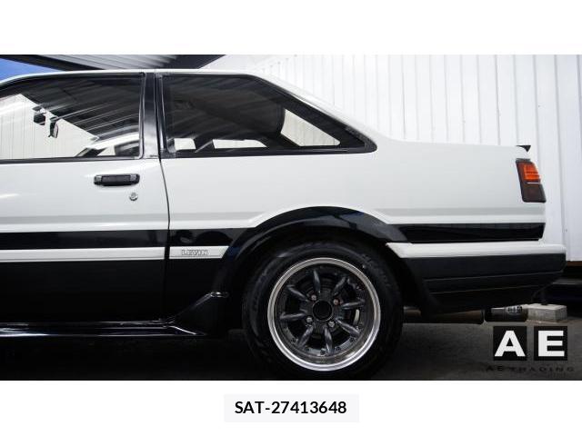 Toyota COROLLA LEVIN 1986-02 8221338-12