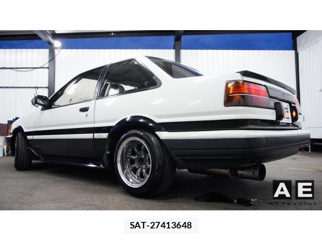 Toyota COROLLA LEVIN 1986-02 8221338-4