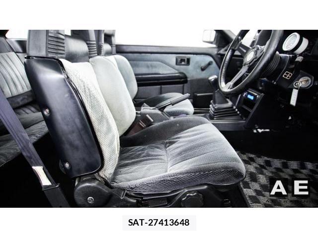 Toyota COROLLA LEVIN 1986-02 8221338-6