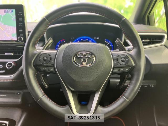 Toyota COROLLA TOURING 2021-07 8217209-14