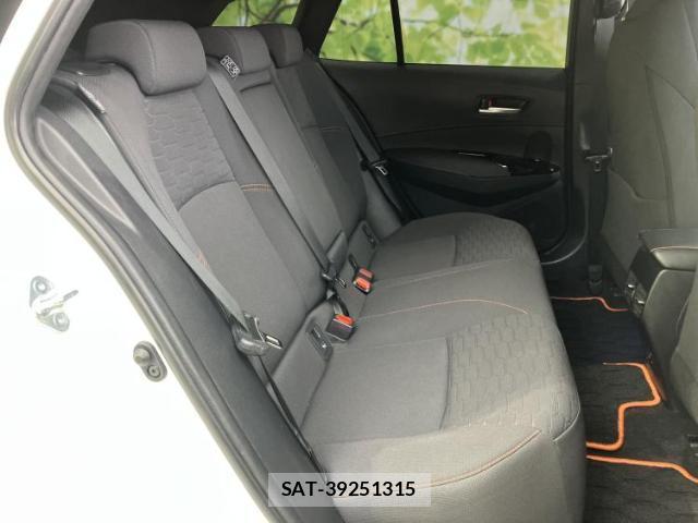 Toyota COROLLA TOURING 2021-07 8217209-4