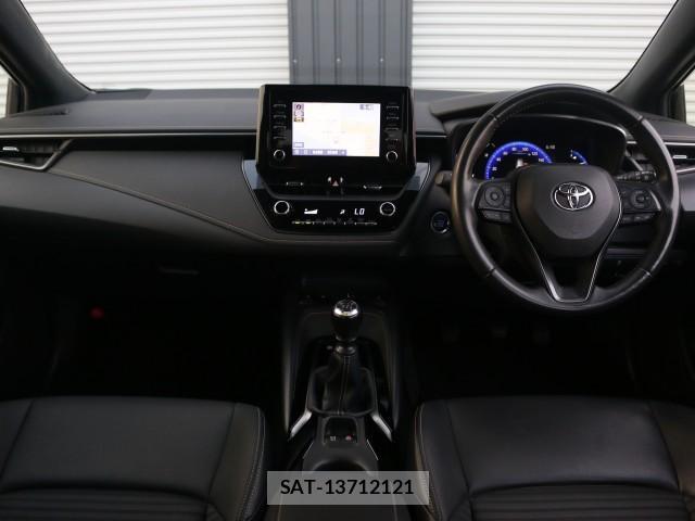 Toyota COROLLA TOURING 2021-06 8217272-2