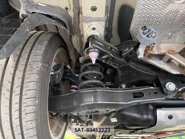 Toyota COROLLA TOURING 2024-04 8219711-19