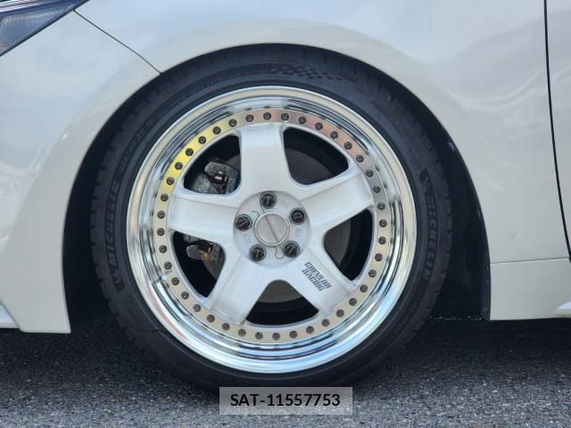 Toyota COROLLA TOURING 2020-09 8223741-3
