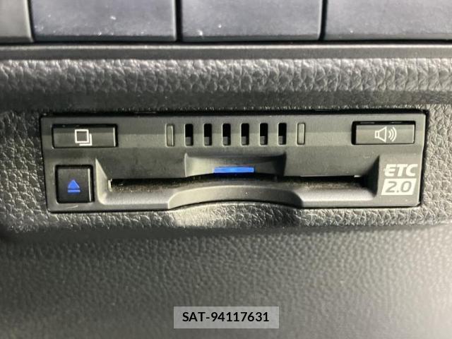 Toyota COROLLA TOURING 2021-03 8225250-17