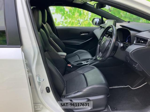 Toyota COROLLA TOURING 2021-03 8225250-3