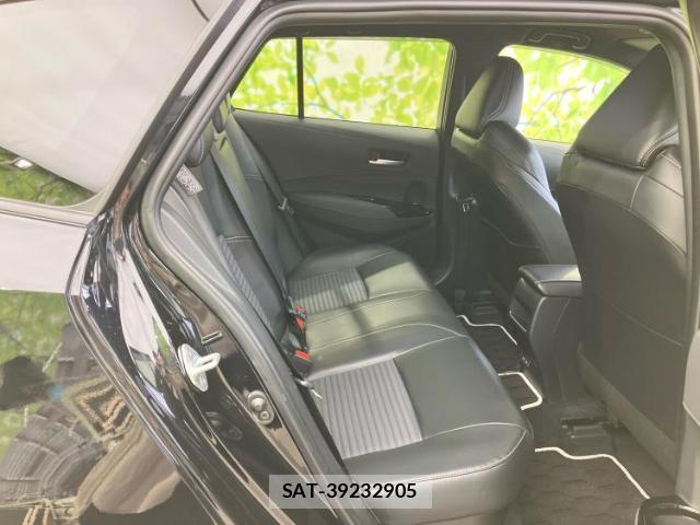 Toyota COROLLA TOURING 2023-08 8225531-4