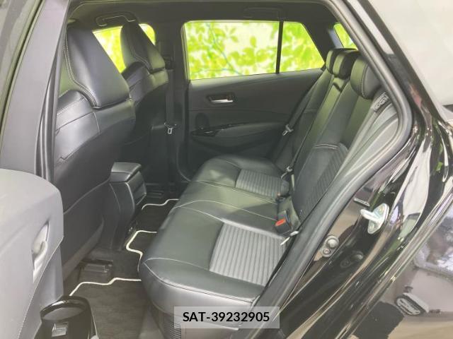 Toyota COROLLA TOURING 2023-08 8225531-6