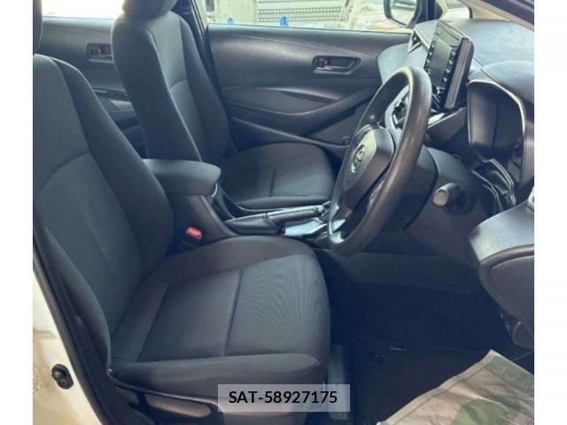 Toyota COROLLA 2022-03 8217970-2