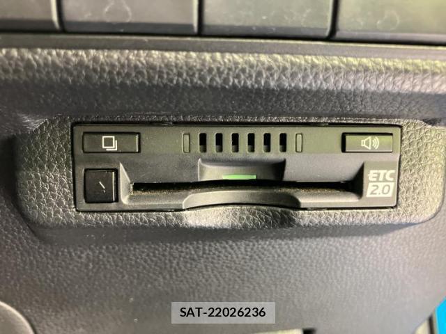 Toyota COROLLA SPORT 2018-10 8218918-16