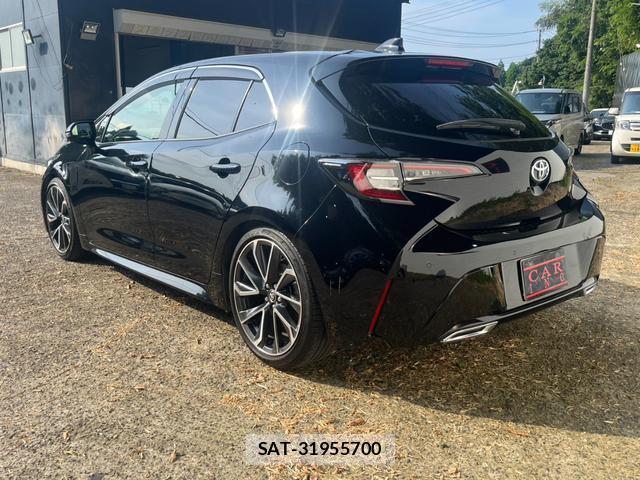 Toyota COROLLA SPORT 2020-06 8219886-17