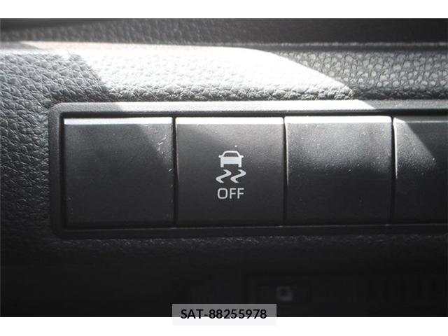 Toyota COROLLA SPORT 2018-07 8222109-6