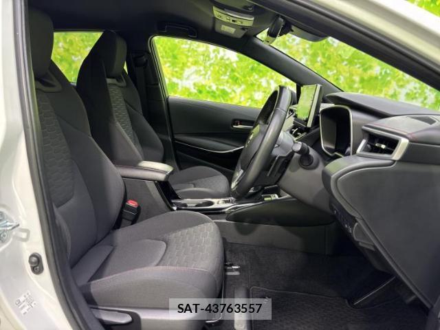 Toyota COROLLA SPORT 2021-08 8225083-4