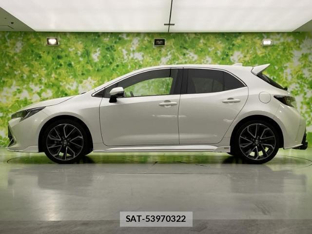 Toyota COROLLA SPORT 2019-08 8225098-1