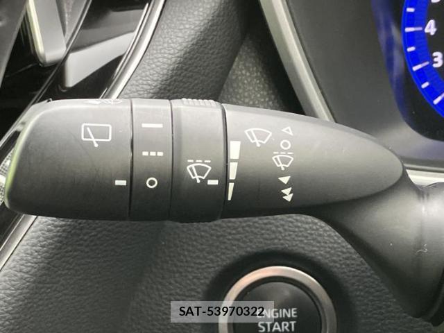 Toyota COROLLA SPORT 2019-08 8225098-17