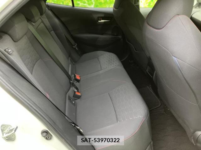 Toyota COROLLA SPORT 2019-08 8225098-4