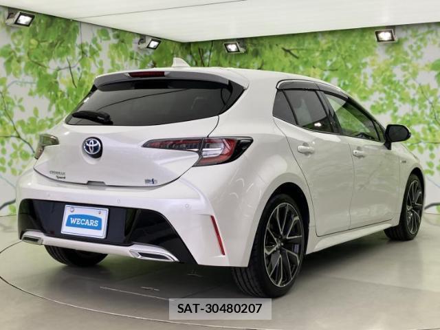 Toyota COROLLA SPORT 2019-09 8225165-2