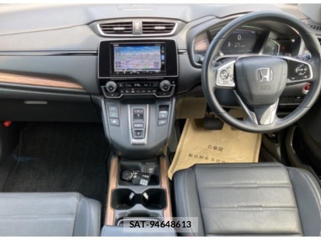 Honda CR-V HYBRID 2019-03 8218113-2