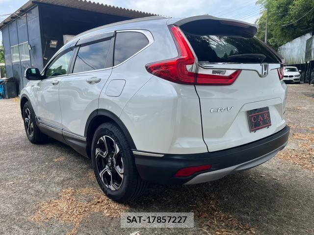 Honda CR-V HYBRID 2019-01 8219891-11