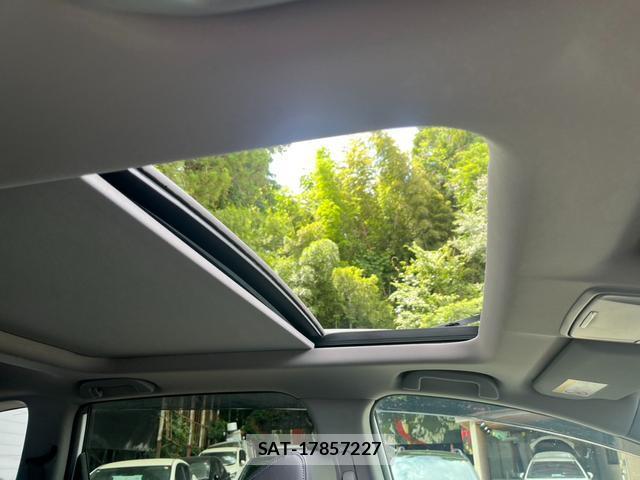 Honda CR-V HYBRID 2019-01 8219891-2