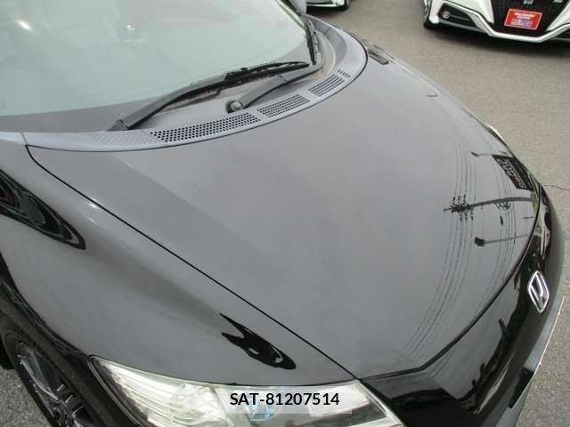 Honda CR-Z 2010-03 8218142-12