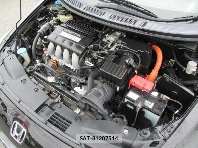 Honda CR-Z 2010-03 8218142-15
