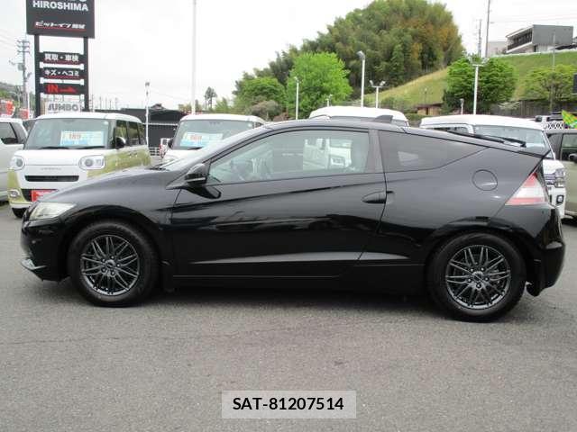 Honda CR-Z 2010-03 8218142-3