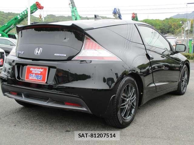Honda CR-Z 2010-03 8218142-6