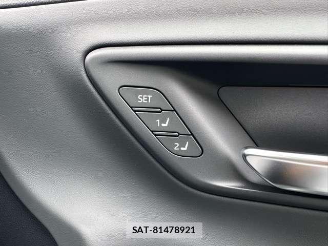 Toyota Crown Crossover 2022-10 8218282-13
