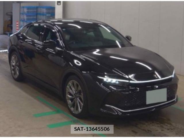 Toyota Crown Crossover 2025-02 8218870-0