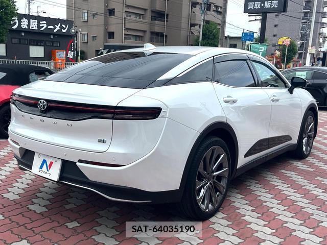 Toyota Crown Crossover 2023-07 8219482-16