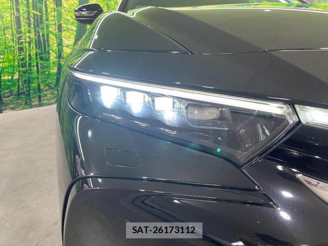 Toyota Crown Crossover 2023-03 8220549-10